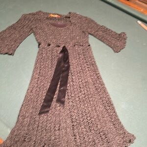 Gray knit dress with liner. Mid sleeve